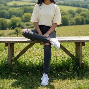 Old Navy Rockstar Black Jeans Mid-Rise Distressed Women’s Size 2